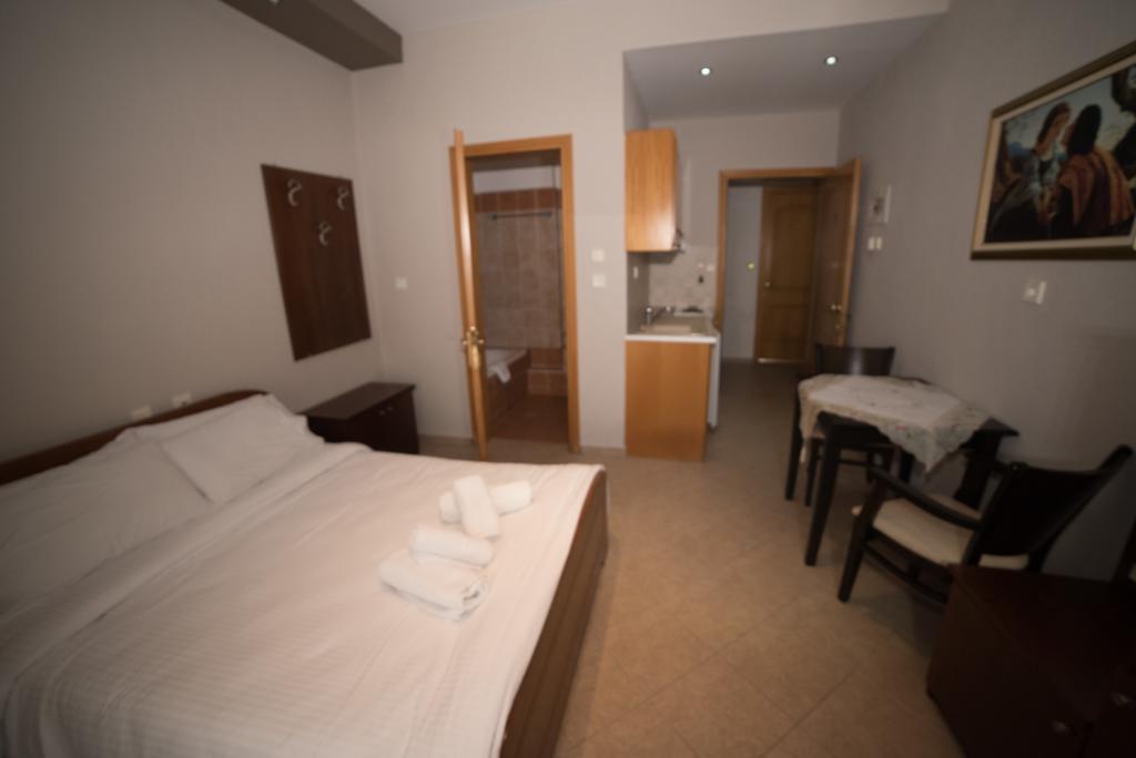 Hotel Galaxias Káto Loutrákion المظهر الخارجي الصورة