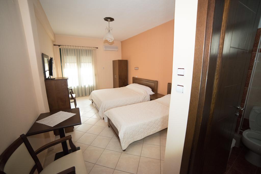 Hotel Galaxias Káto Loutrákion المظهر الخارجي الصورة