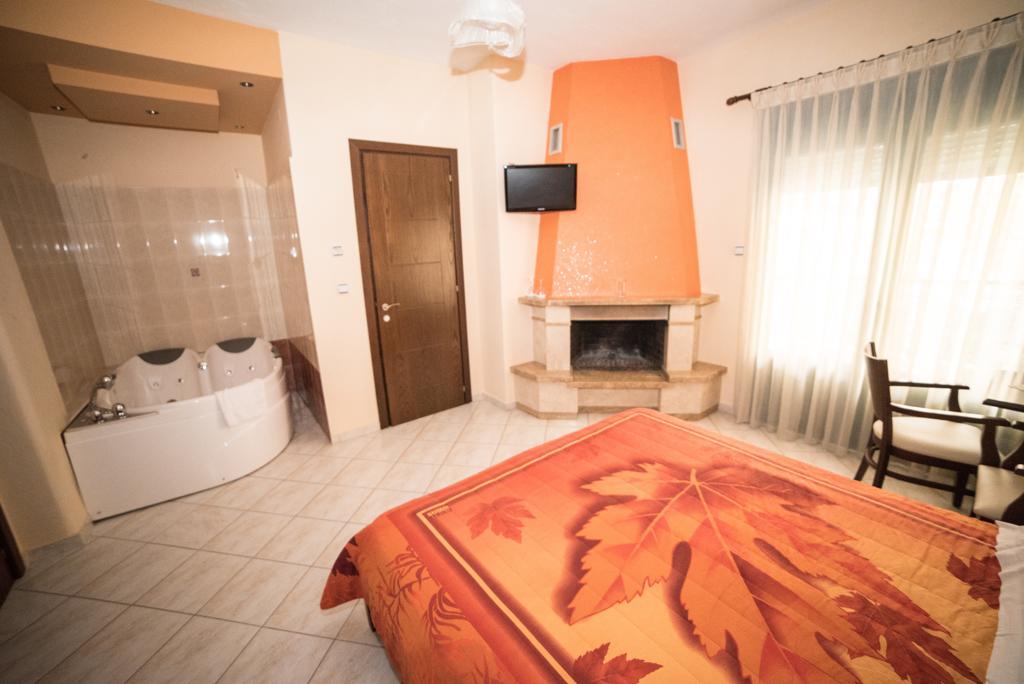 Hotel Galaxias Káto Loutrákion المظهر الخارجي الصورة
