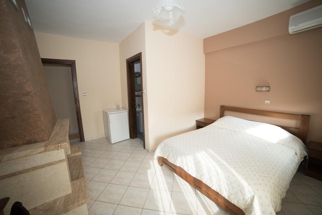 Hotel Galaxias Káto Loutrákion المظهر الخارجي الصورة