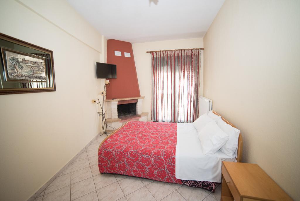 Hotel Galaxias Káto Loutrákion المظهر الخارجي الصورة